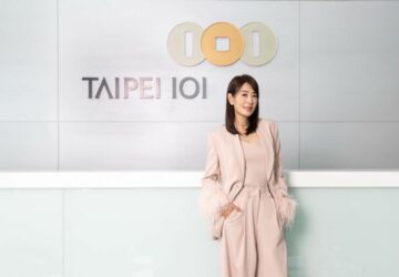 賈永婕遭眼科名醫諷「花瓶」　摯友郁方護航曝傲人學歷