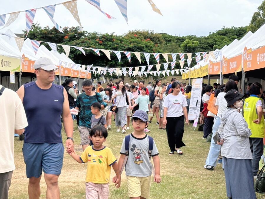 桃竹苗分署「秋日良品好市集」買氣旺　送禮購物兼做公益