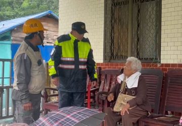 康芮強風暴雨！花蓮卓溪鄉預防性撤離