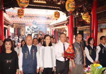 新港奉天宮攜手吳鳳科大合作　越南籍學生跳「六佾舞」開訓