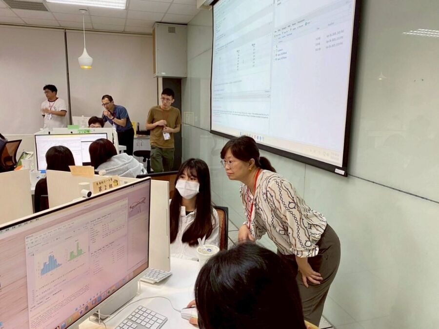 東海統計系推沉浸式體驗！高中生一日營玩數據　輕鬆培養統計力