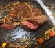 牛排驚見「白色管狀物」！專家解答：其實是正常的小血管，非寄生蟲