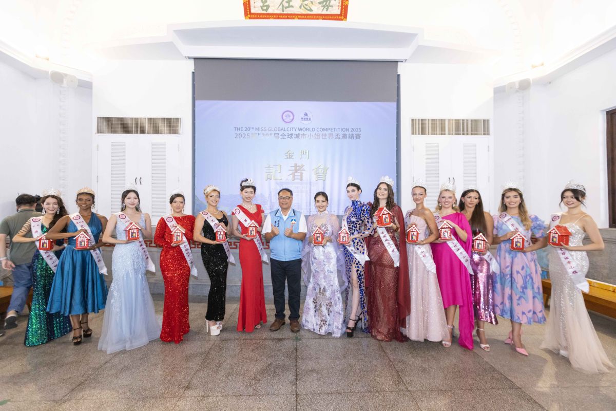 城市小姐世界美女訪金門　美人拍美景吸引全球目光