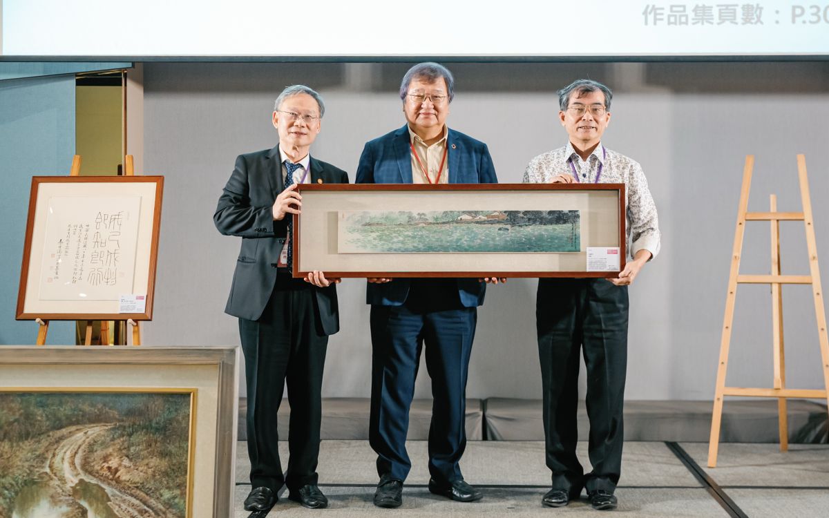 醫起來傳遞愛　新北市醫師公會義賣點亮弱勢希望