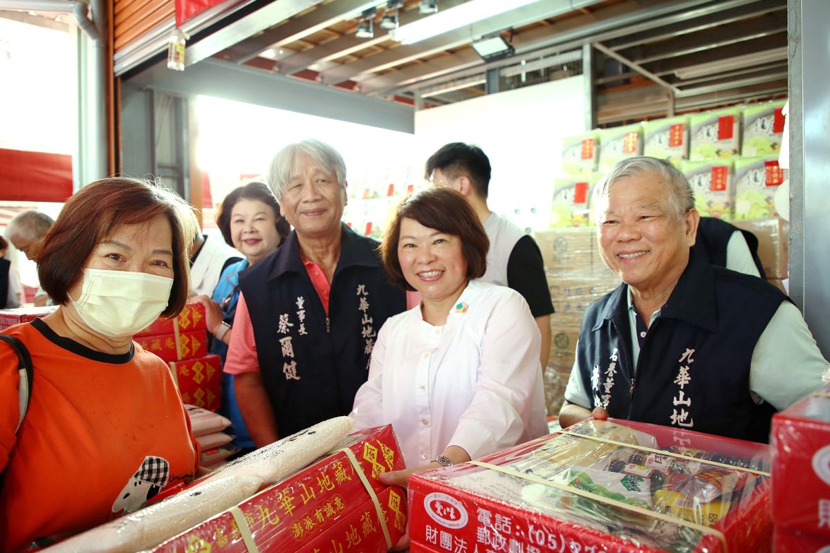 中秋送愛心！嘉義九華山地藏庵發放贊普品