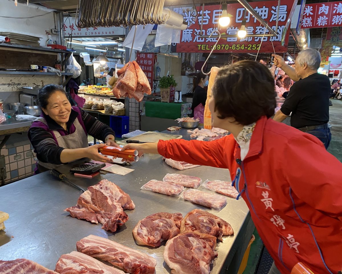 非洲豬瘟衝擊攤商生計 黃琤婷籲啟動補貼與地方紓困