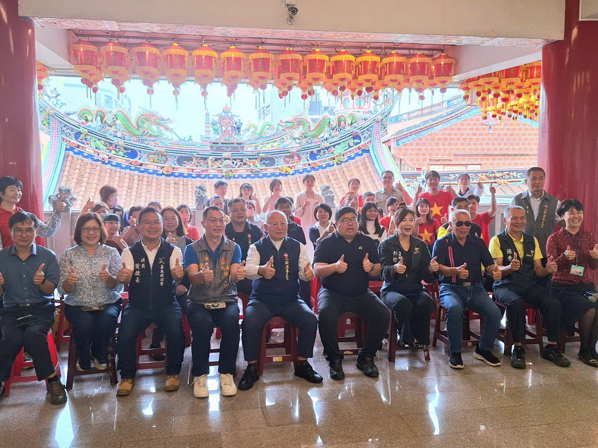新港藝術高中「奉藝聯展」奉天宮開幕　喜迎慶祝創校20週年
