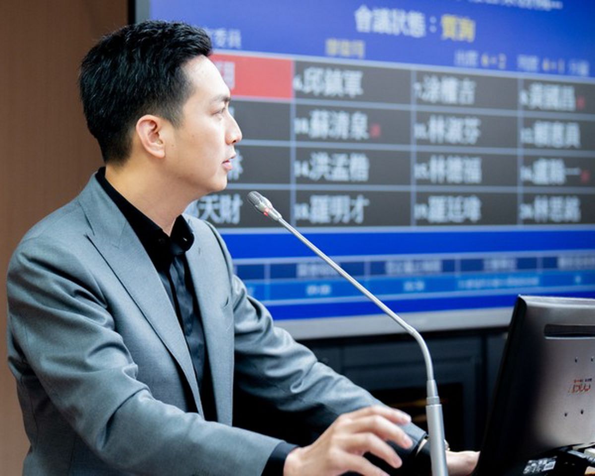 外送專法延宕十年　廖偉翔促明訂最低報酬保障外送員