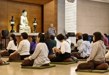 法鼓山為醫護社工舒活禪修　放下塵勞重拾內在安定