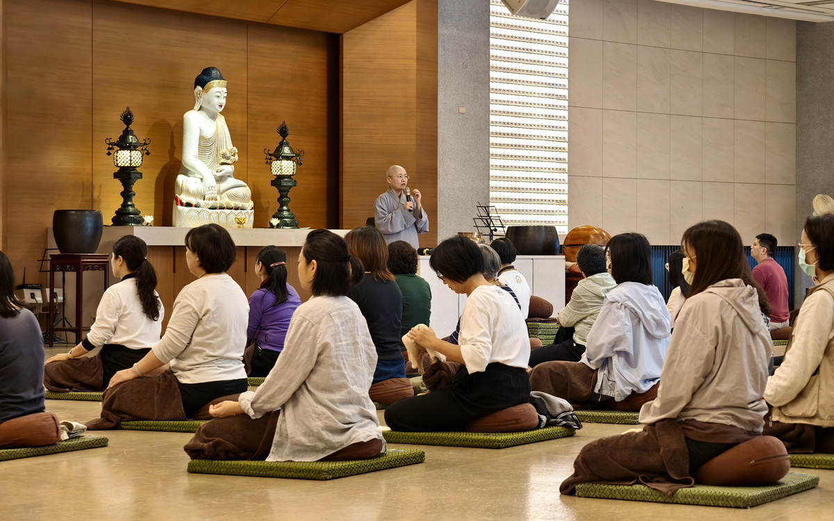法鼓山為醫護社工舒活禪修 放下塵勞重拾內在安定