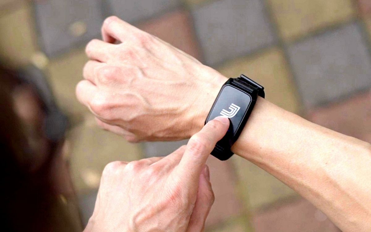 銀髮族ai健康陪練員　jacfit-jmate2運動手環孝心首選