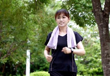 跑步機變曬衣架？jacfit　jmate2運動手環最省錢