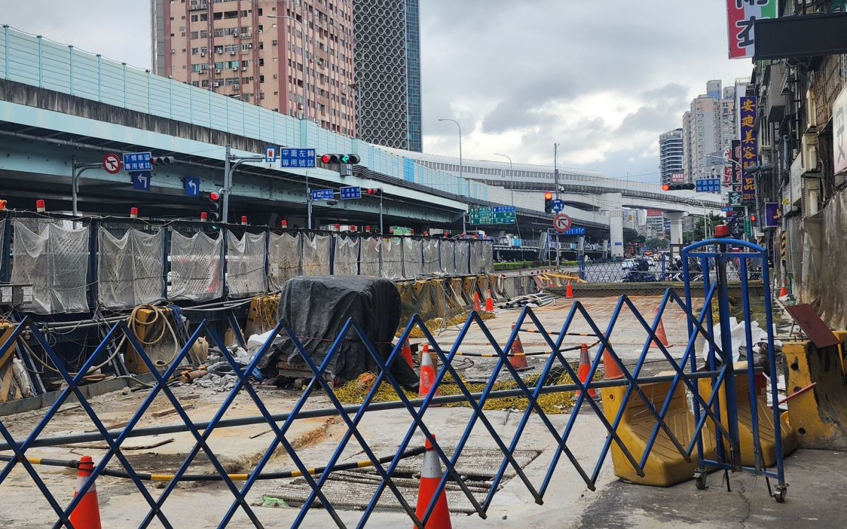 石一佑揭新埔民生地下道爆爛尾　捷運局急終止契約止血