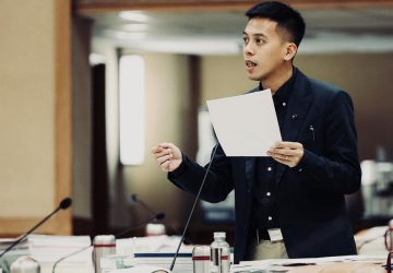 敬老卡加碼惹波瀾　議會跨黨派要求市府提可行方案