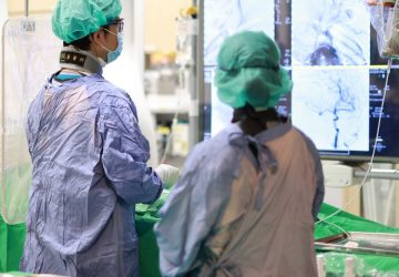 亞東醫院奪六大認證　跨科整合與智慧醫療展實力