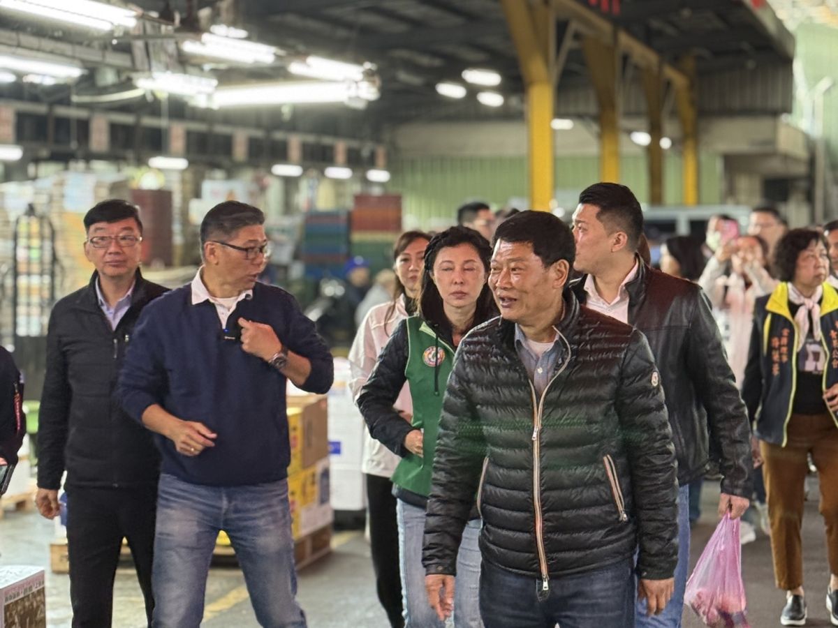 三重果菜市場去留爭議 陳啟能力挺原地重建不翻案