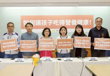 只灑幣不修法？王婉諭轟營養午餐免費恐犧牲品質健康