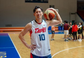 無礙逐光　聽障國手吳啟道用籃球走出寂靜賽場新北