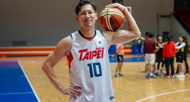 無礙逐光　聽障國手吳啟道用籃球走出寂靜賽場新北