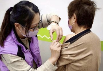 春節防疫不鬆懈　新北衛生局增設疫苗站籲連假前完成接種