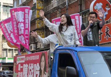 陳岱吟拚初選　卓冠廷助攻催票、陳亭妃錄影片推薦