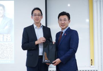 江啟臣現身東海大學談馬拉松人生　勉勵學子以「格調與韌性」迎接ai時代挑戰