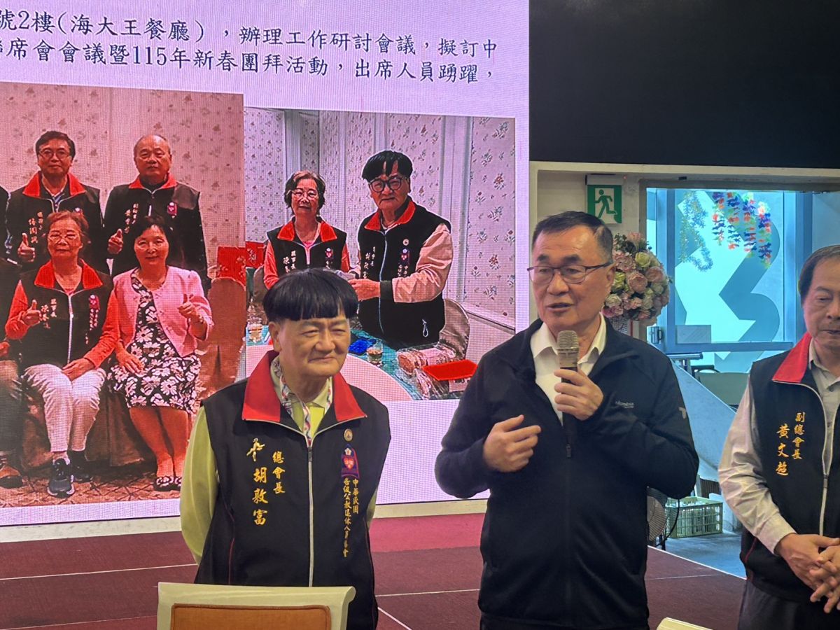 李四川批年改毀信賴 挺公教爭尊嚴待遇