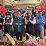 城主嘉邑城隍爺蒞臨嘉義縣府　縣長翁章良祈請庇佑天降甘霖