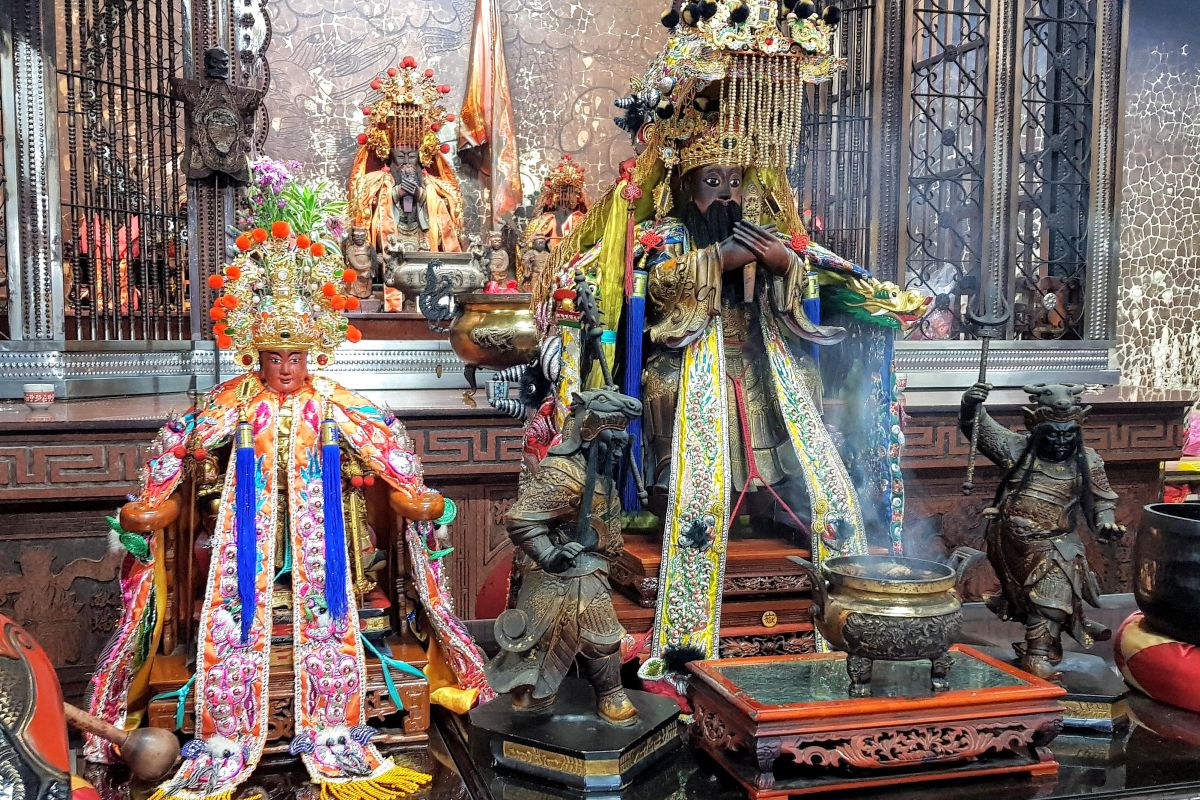 東嶽大帝守護庄頭百年　麻豆夜巡遶境祈福啟動