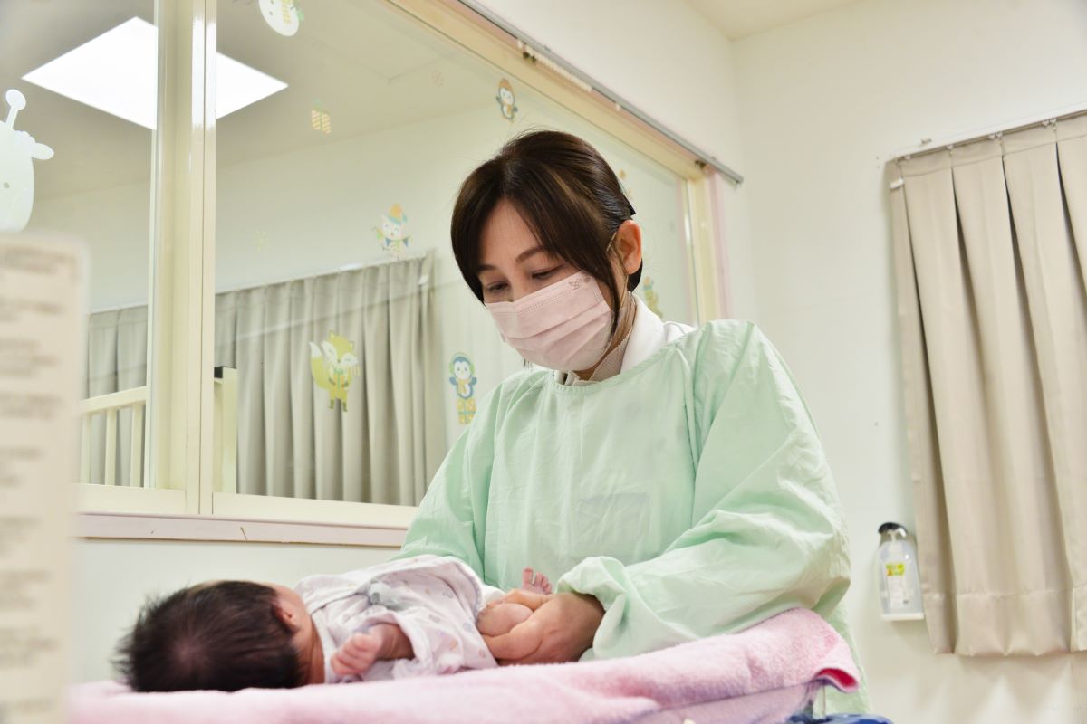 新生兒髖關節異常早篩檢　台北慈濟：把握黃金治療期