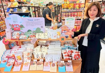 番路鄉農會「柿果子脆片」進軍日本市場　開創柿子新食尚風潮