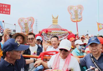 大甲媽祖遶境抵達新港　萬人齊聚見證「善」的力量