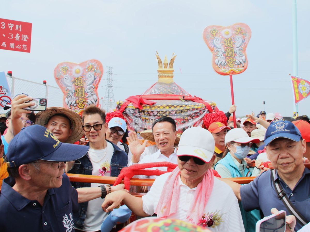 大甲媽祖遶境抵達新港　萬人齊聚見證「善」的力量