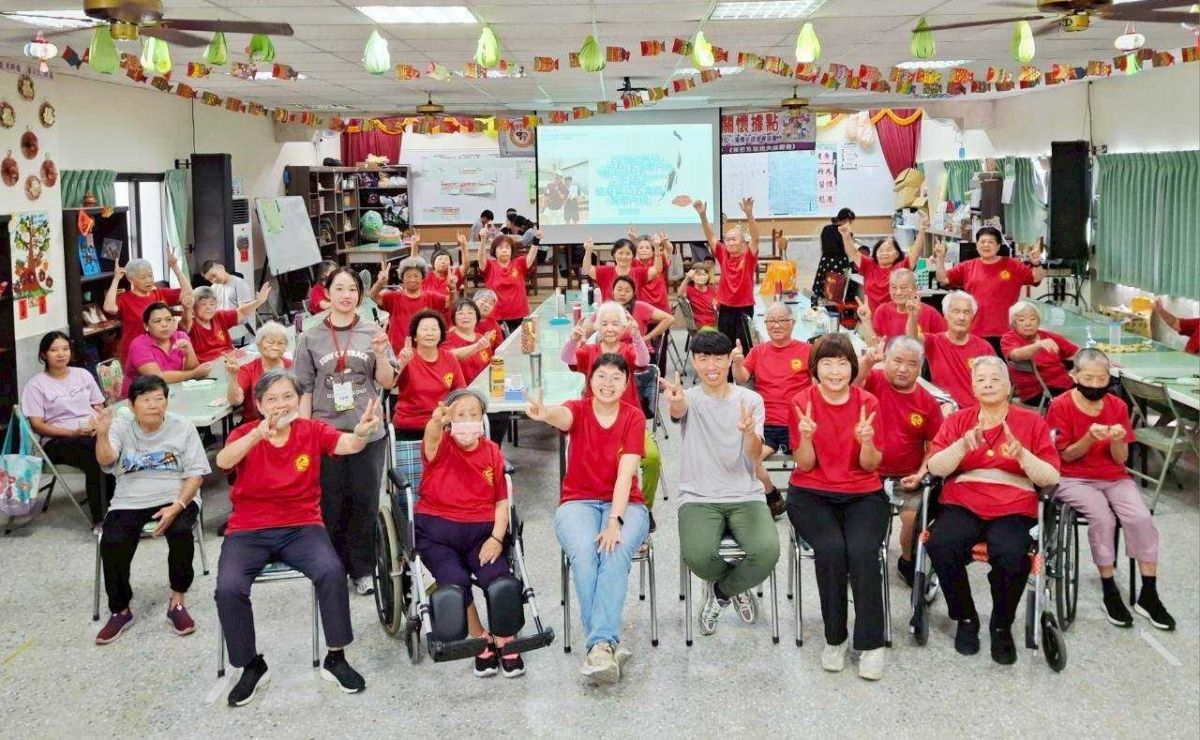 正念結合太極養身！中榮灣橋分院健康講座傳遞愛生命理念
