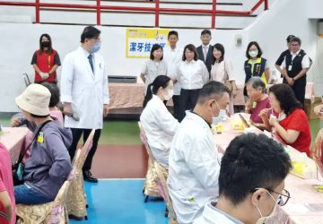 響應國際「8020運動」　嘉市舉辦樂齡勇壯口腔保健潔牙比賽