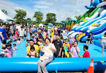 水漾民雄FUN心一夏！親子水樂園登場吸引逾千人同樂　　　　　　　
