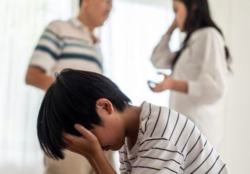 外遇背叛不等於不適任父母！別讓離婚衝突成為孩子的「終身傷害」