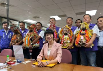 吳品叡登記參選嘉義縣長　5尊媽祖同行守護嘉義展現決心
