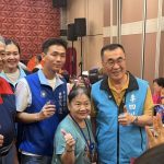 李四川鶯歌拚基層　拋敬老卡悠遊卡化搶票