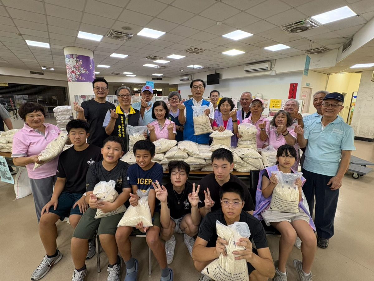 中秋送暖！板橋愛心米助近萬弱勢家庭安心過節