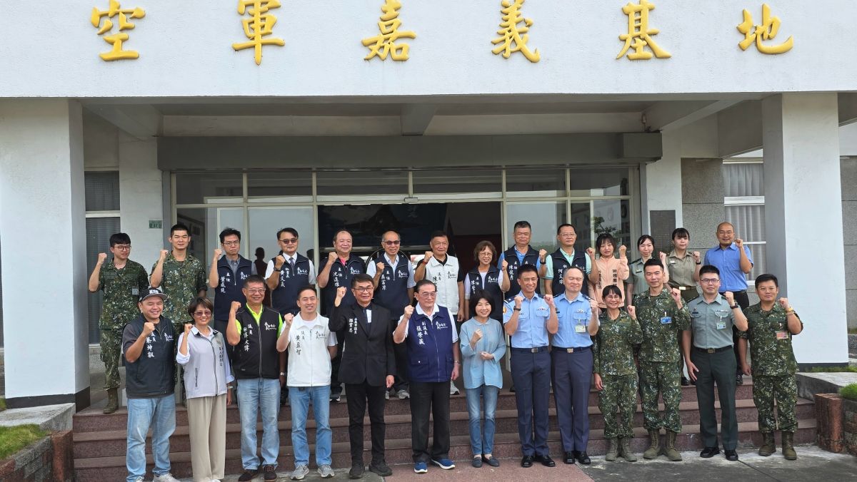 中秋前夕送暖敬軍！嘉議市議會感謝國軍官兵守護家園