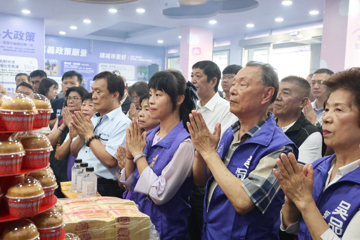 吳品叡競選團隊進駐朴子總部　在野力量集結祈福盼獲更多支持