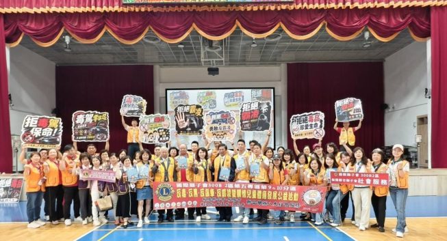 捐5萬助棒球隊　周勝考攜獅子會反毒反霸凌