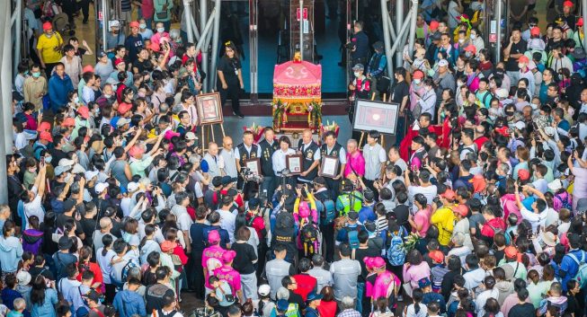 白沙屯媽祖駐駕嘉義市府　黃敏惠率團隊祈福迎聖駕